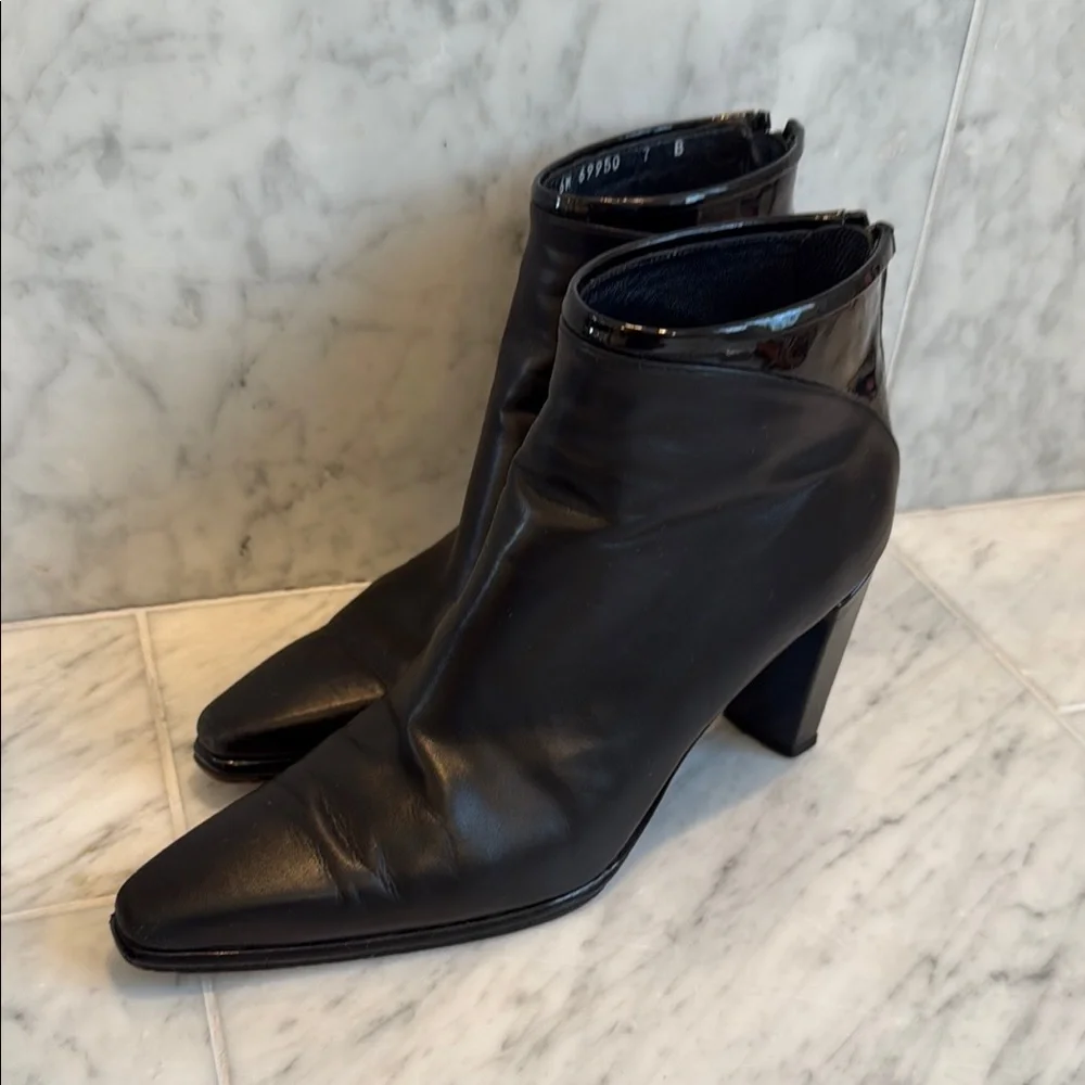 Stuart Weitzman Black Pointed Leather Ankle Booties